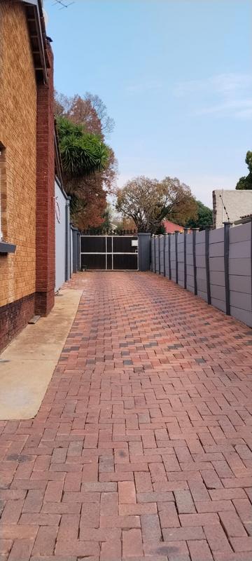 To Let 1 Bedroom Property for Rent in Hurlyvale Gauteng