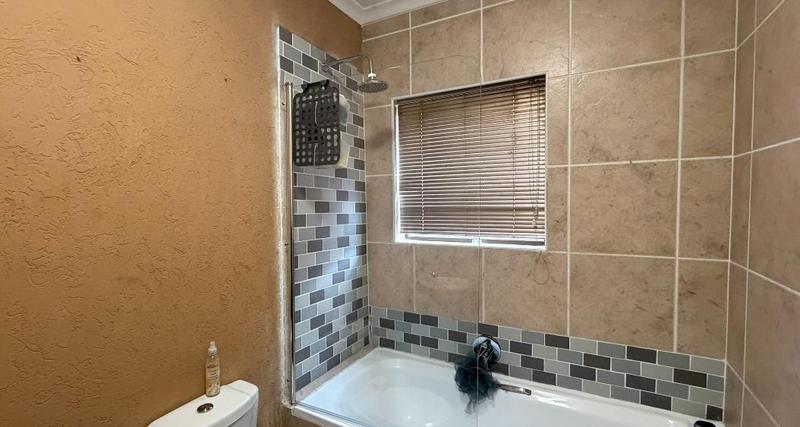 3 Bedroom Property for Sale in Chancliff A H Gauteng