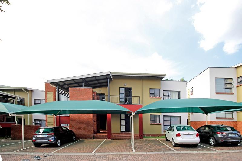 2 Bedroom Property for Sale in Fourways Gauteng