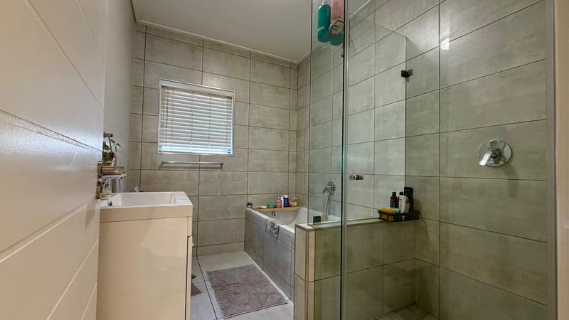 3 Bedroom Property for Sale in Serengeti Lifestyle Estate Gauteng