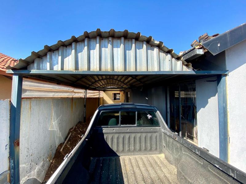 To Let 3 Bedroom Property for Rent in Protea Glen Gauteng