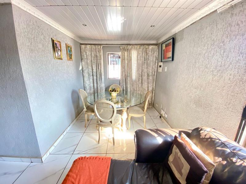 To Let 3 Bedroom Property for Rent in Protea Glen Gauteng
