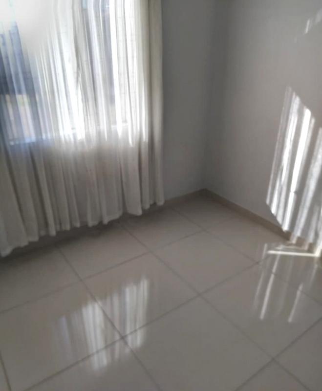 2 Bedroom Property for Sale in Elandsvlei Gauteng