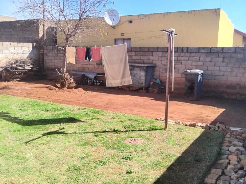2 Bedroom Property for Sale in Protea Glen Gauteng