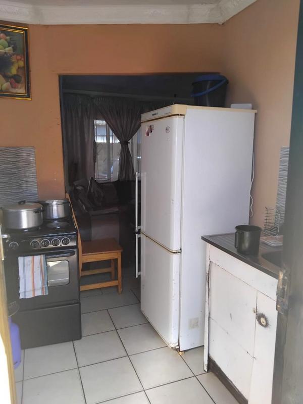 2 Bedroom Property for Sale in Protea Glen Gauteng