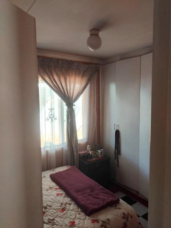 2 Bedroom Property for Sale in Protea Glen Gauteng