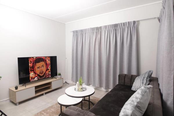 To Let 1 Bedroom Property for Rent in Waterfall Gauteng