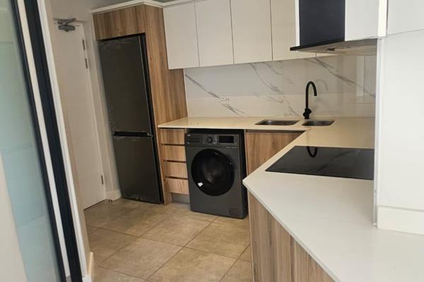 To Let 1 Bedroom Property for Rent in Waterfall Gauteng