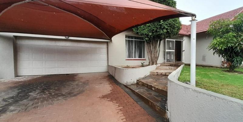4 Bedroom Property for Sale in Birchleigh Gauteng