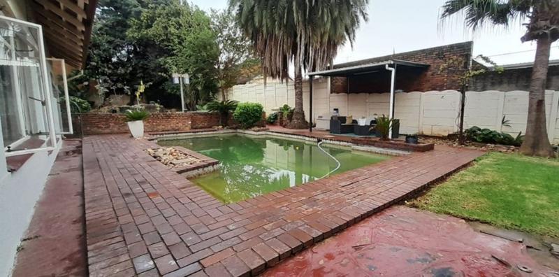 4 Bedroom Property for Sale in Birchleigh Gauteng