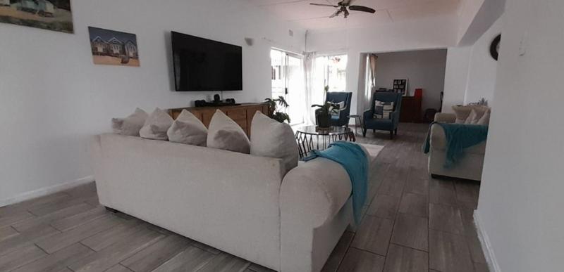 4 Bedroom Property for Sale in Birchleigh Gauteng