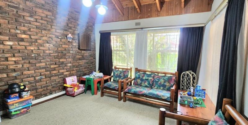 4 Bedroom Property for Sale in Edleen Gauteng
