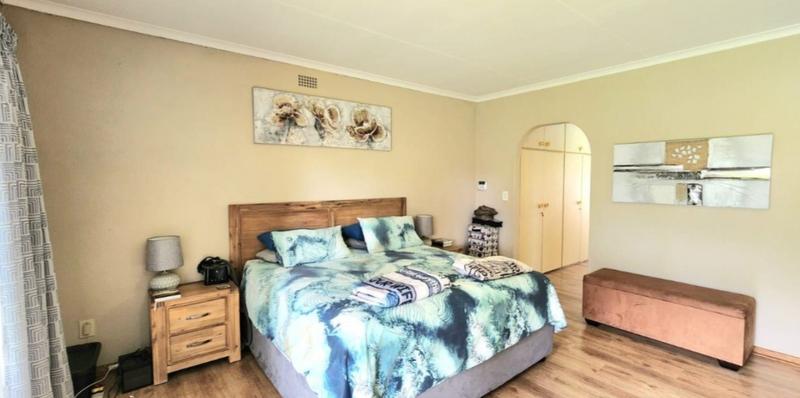 4 Bedroom Property for Sale in Edleen Gauteng