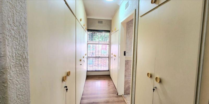 4 Bedroom Property for Sale in Edleen Gauteng
