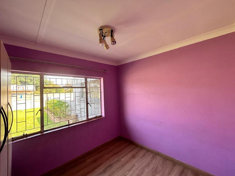 3 Bedroom Property for Sale in Dunnottar Gauteng