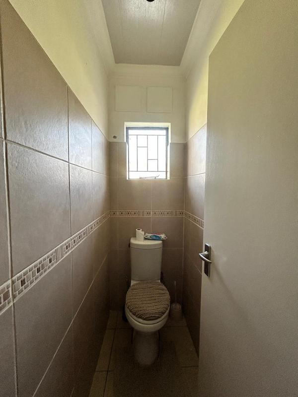 3 Bedroom Property for Sale in Dunnottar Gauteng
