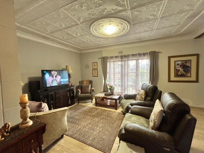 5 Bedroom Property for Sale in Dunnottar Gauteng