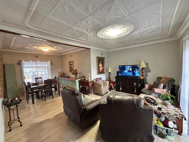 5 Bedroom Property for Sale in Dunnottar Gauteng
