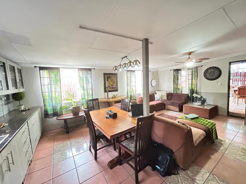 5 Bedroom Property for Sale in Dunnottar Gauteng