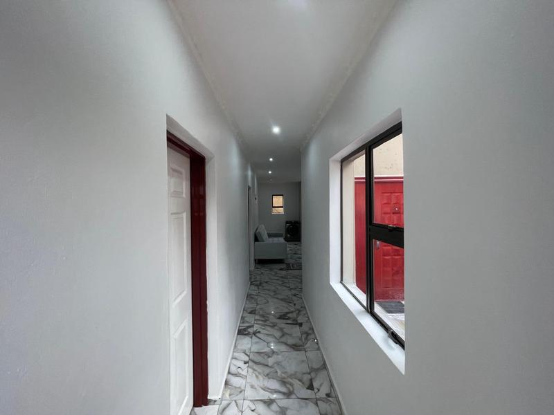 Commercial Property for Sale in Diepkloof Zone 4 Gauteng
