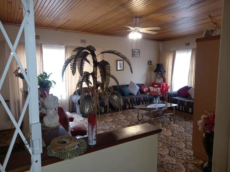 4 Bedroom Property for Sale in Bezuidenhout Valley Gauteng