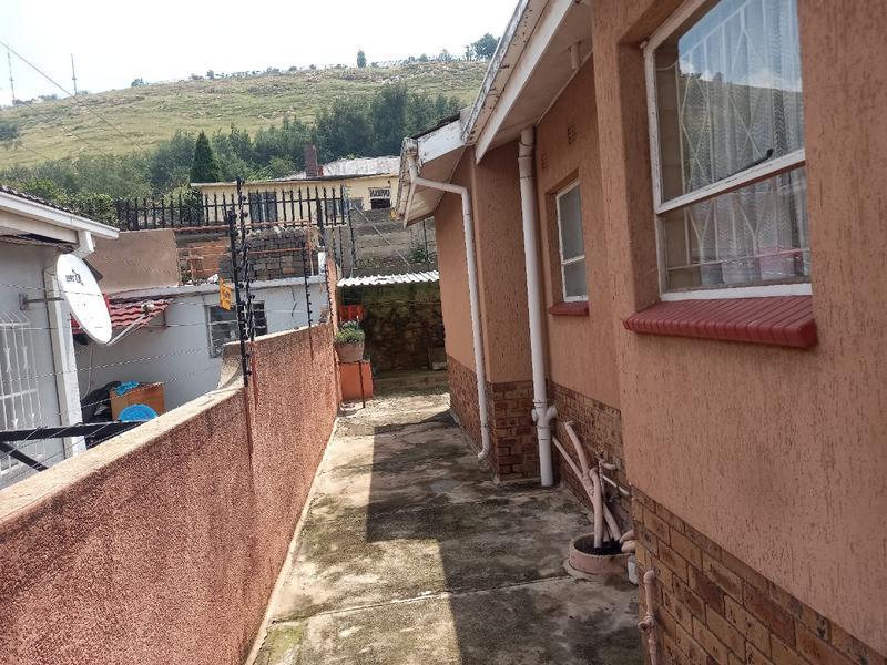 4 Bedroom Property for Sale in Bezuidenhout Valley Gauteng