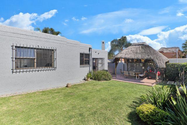 3 Bedroom Property for Sale in Sunninghill Gauteng