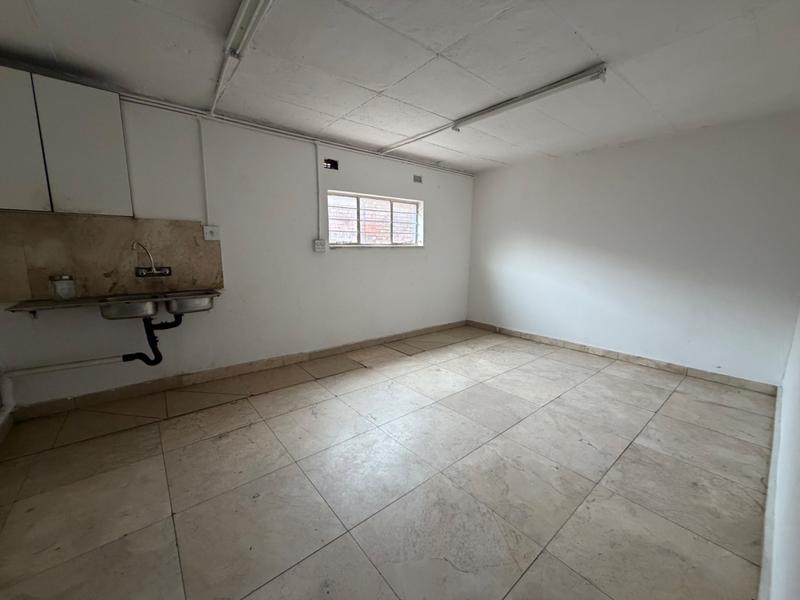 To Let Commercial Property for Rent in Sunderland Ridge Gauteng