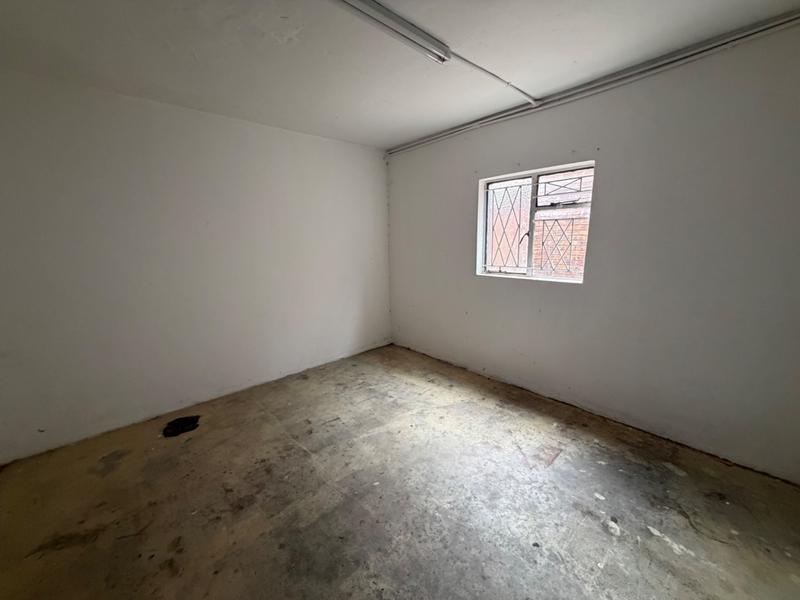 To Let Commercial Property for Rent in Sunderland Ridge Gauteng
