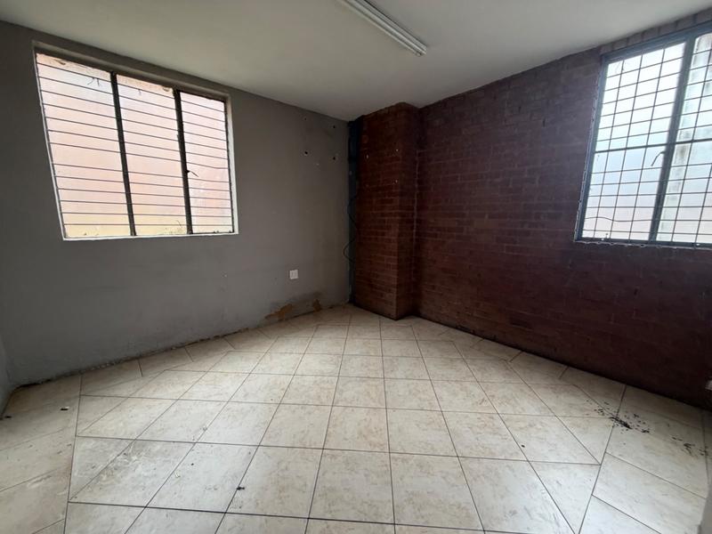 To Let Commercial Property for Rent in Sunderland Ridge Gauteng