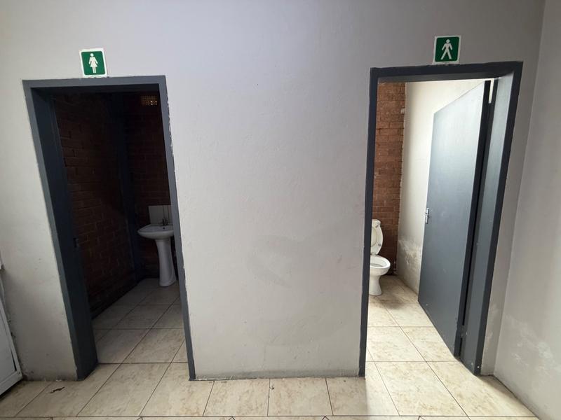To Let Commercial Property for Rent in Sunderland Ridge Gauteng