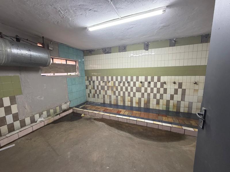 To Let Commercial Property for Rent in Sunderland Ridge Gauteng