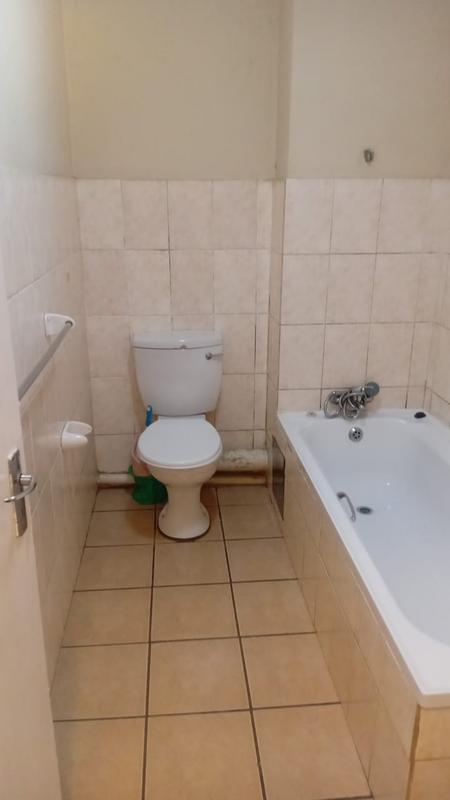 2 Bedroom Property for Sale in Johannesburg Gauteng