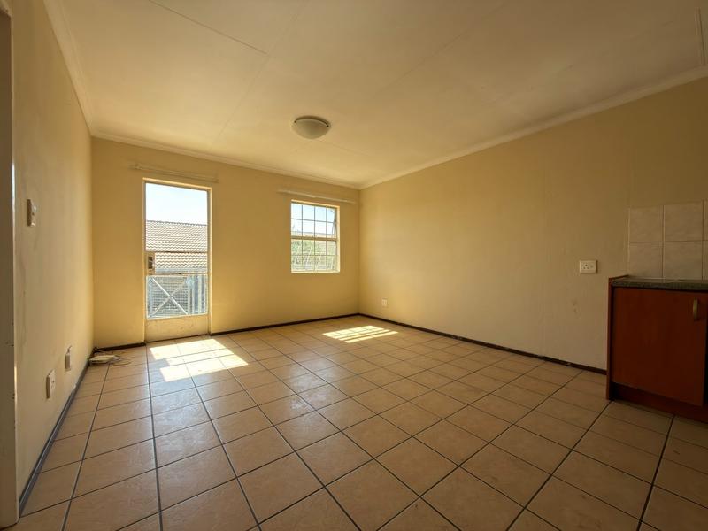 To Let 2 Bedroom Property for Rent in Johannesburg Gauteng