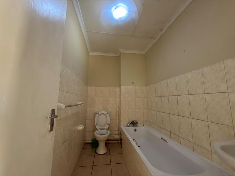 To Let 2 Bedroom Property for Rent in Johannesburg Gauteng