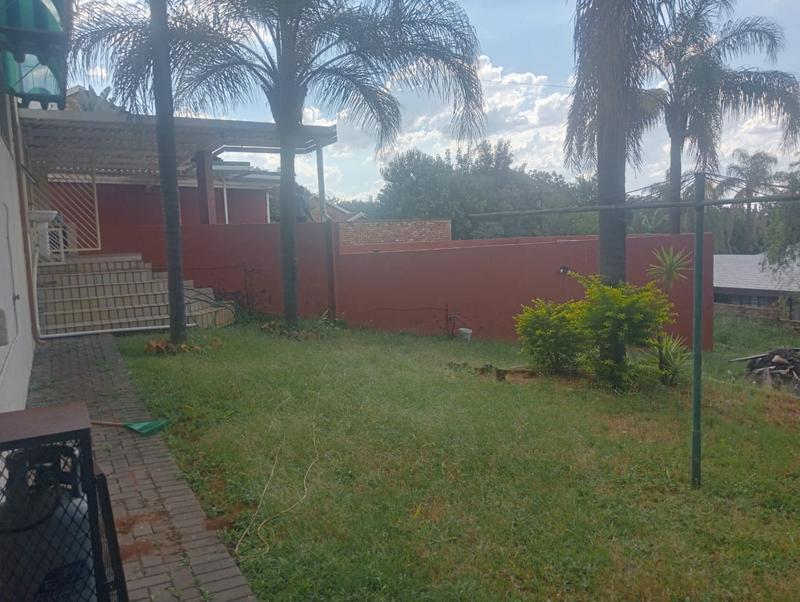 5 Bedroom Property for Sale in Amandasig Gauteng