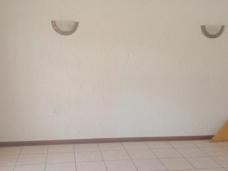 5 Bedroom Property for Sale in Amandasig Gauteng