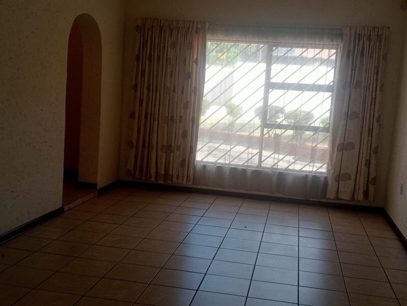 5 Bedroom Property for Sale in Amandasig Gauteng
