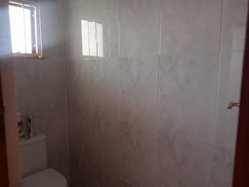 5 Bedroom Property for Sale in Amandasig Gauteng
