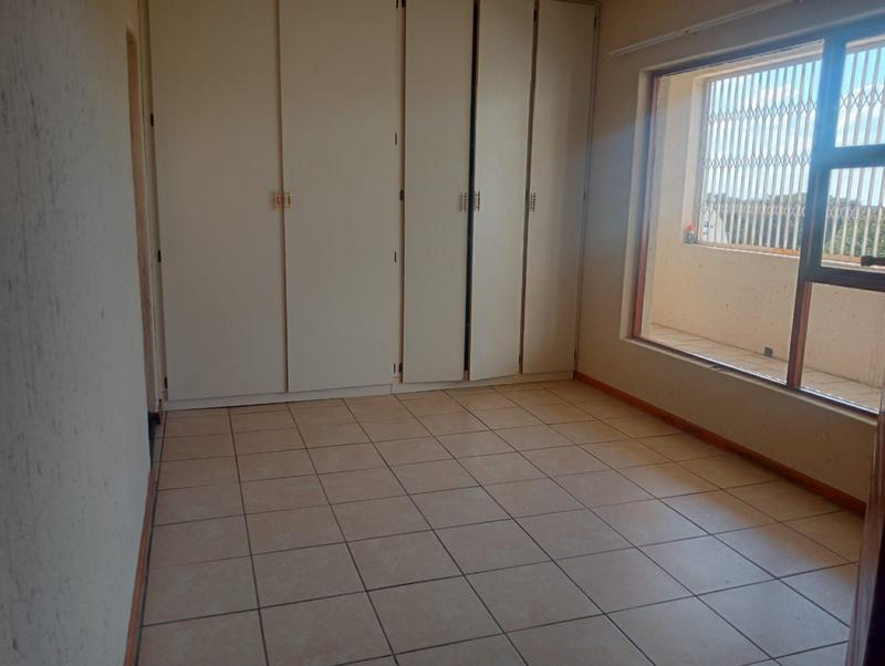 5 Bedroom Property for Sale in Amandasig Gauteng