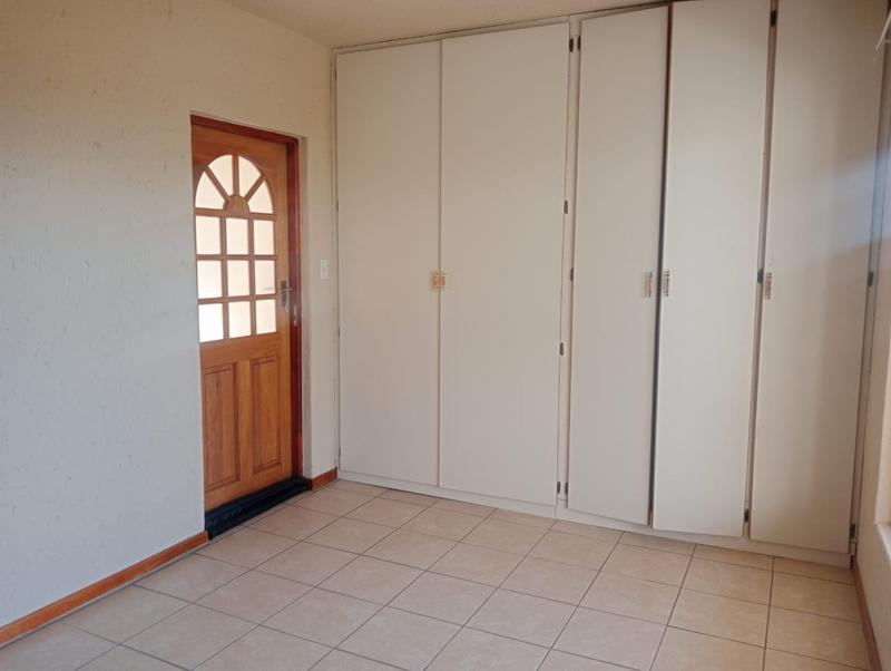 5 Bedroom Property for Sale in Amandasig Gauteng