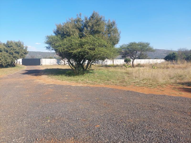 4 Bedroom Property for Sale in Magaliesmoot Gauteng