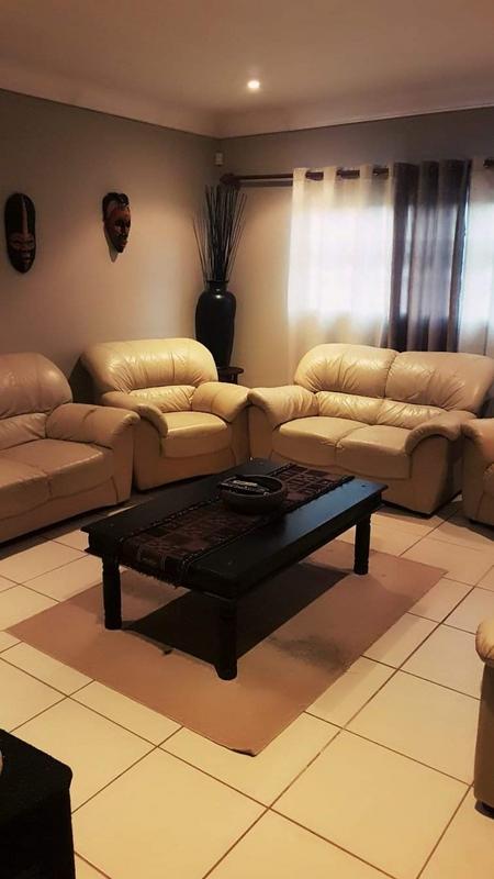 4 Bedroom Property for Sale in Magaliesmoot Gauteng