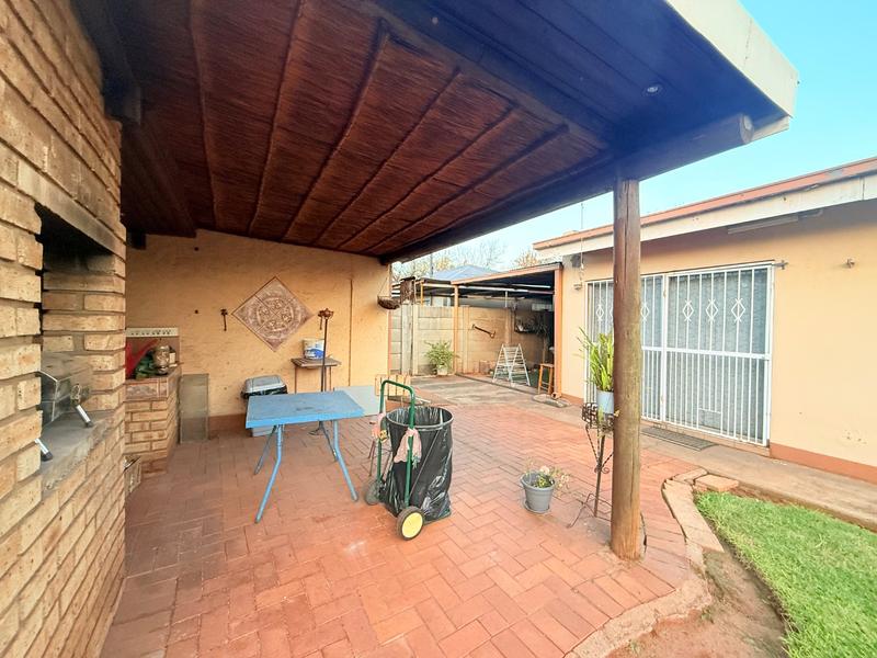 3 Bedroom Property for Sale in Vanderbijlpark CW 1 Gauteng