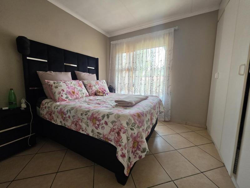 2 Bedroom Property for Sale in General Albertspark Gauteng