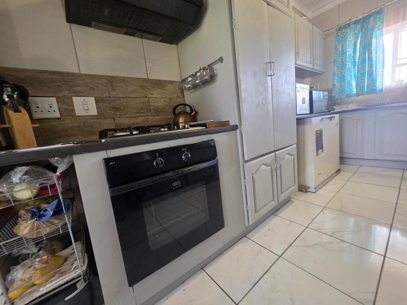 2 Bedroom Property for Sale in Albemarle Ext 2 Gauteng