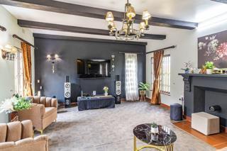 8 Bedroom Property for Sale in Oakdene Gauteng