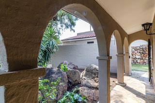 8 Bedroom Property for Sale in Oakdene Gauteng