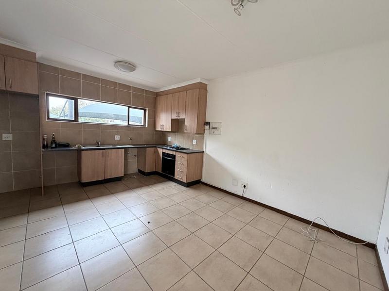 To Let 2 Bedroom Property for Rent in Helderwyk Gauteng