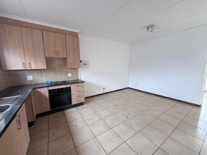To Let 2 Bedroom Property for Rent in Helderwyk Gauteng